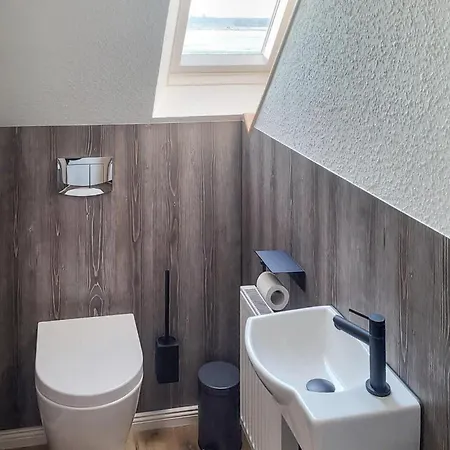 3 Bedroom In *