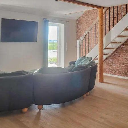 3 Bedroom In Holiday home